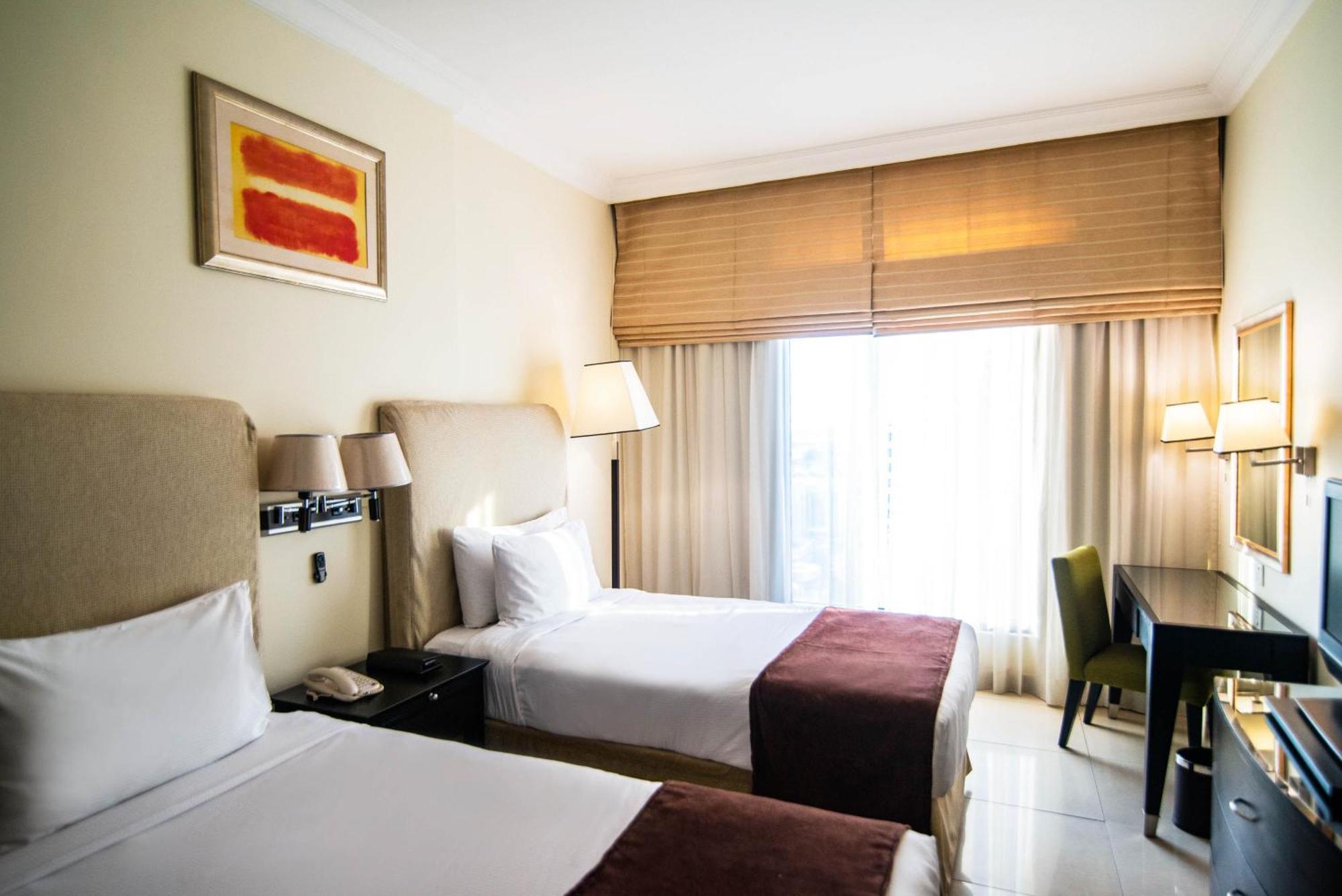 Mercure Dubai Barsha Heights Hotel Suites And Apartments Zewnętrze zdjęcie