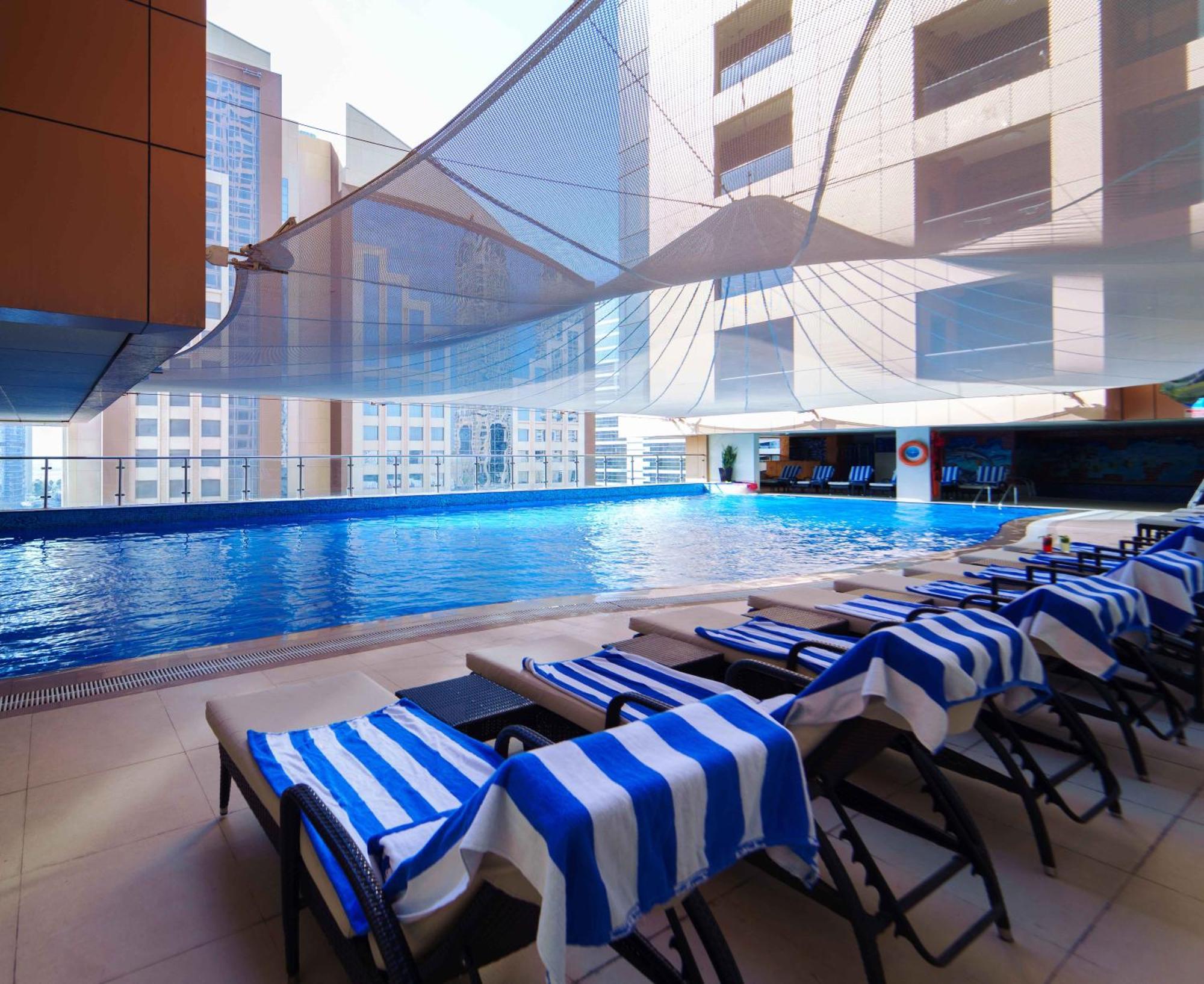 Mercure Dubai Barsha Heights Hotel Suites And Apartments Zewnętrze zdjęcie