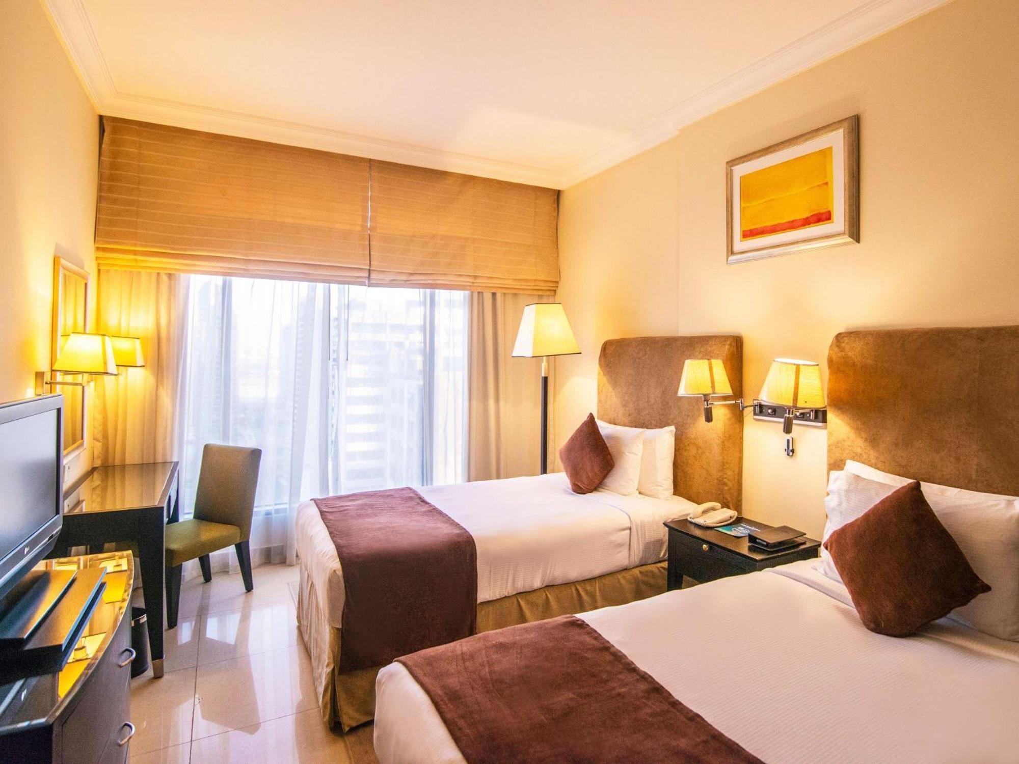 Mercure Dubai Barsha Heights Hotel Suites And Apartments Zewnętrze zdjęcie