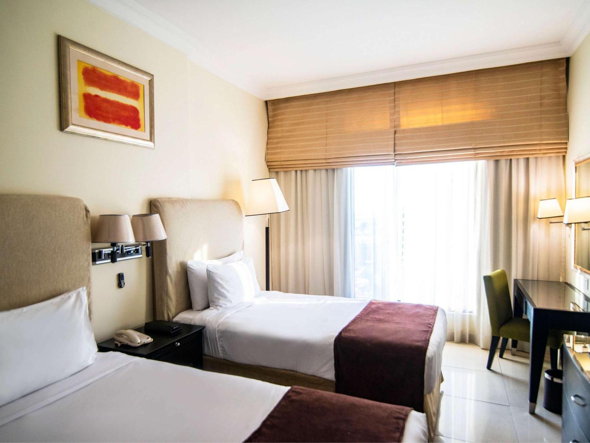 Mercure Dubai Barsha Heights Hotel Suites And Apartments Zewnętrze zdjęcie